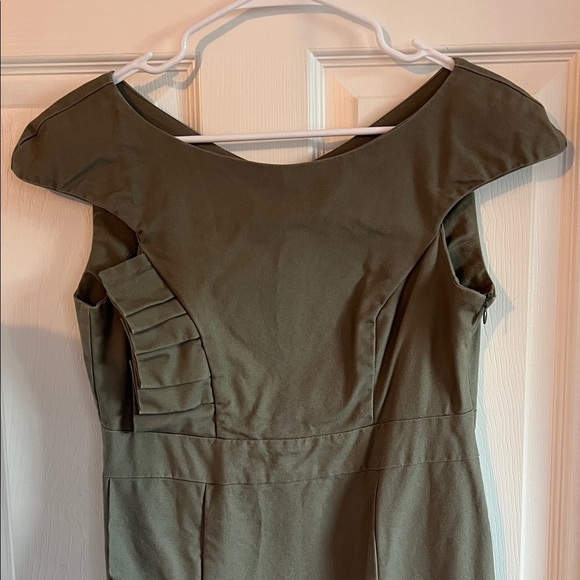 Elroy Organics 100% Cotton Elegant Olive Green Dress - Picture 2 of 5
